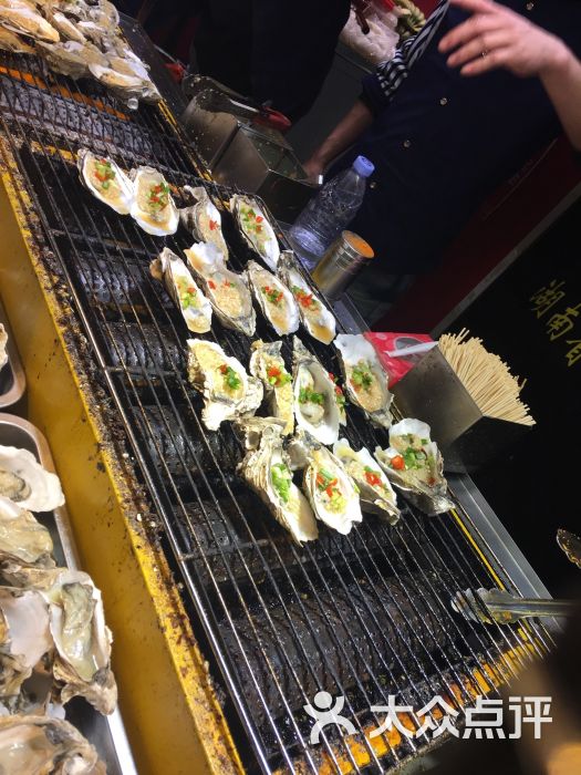 汉源小水果做出大文章:穷山沟变“桃花源”【爱游戏(ayx)中国官方网站】(图4) 爱游戏(ayx)中国官方网站