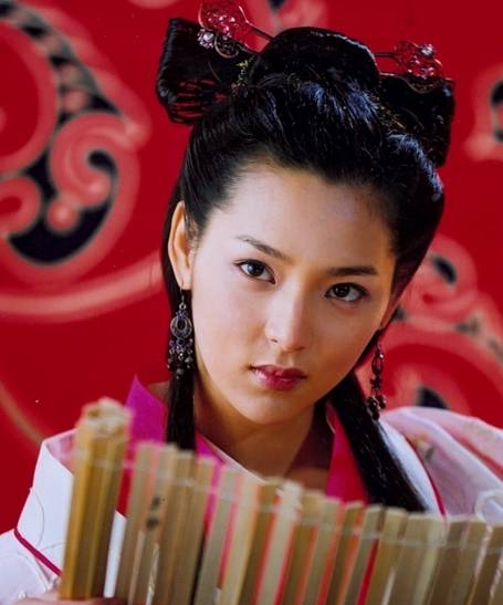 ayx官网_梅西C罗世界杯将对阵大空翼!梅西绝招该叫啥?(图1) ayx官方网站