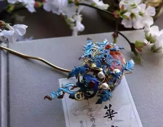 府东社区:党员固定活动日,红会志愿者在行动|ayx官方网站(图1) ayx官方网站