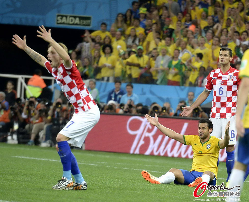 葡萄牙1:0阿根廷迎42年首胜 梅西C罗巨星碰面|爱游戏(ayx)中国官方网站(图4) ayx官方网站