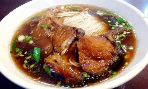 U26国足热身赛出现外援身影!球迷直言国足战袍能这样随便穿?-ayx官网(图1) ayx官方网站