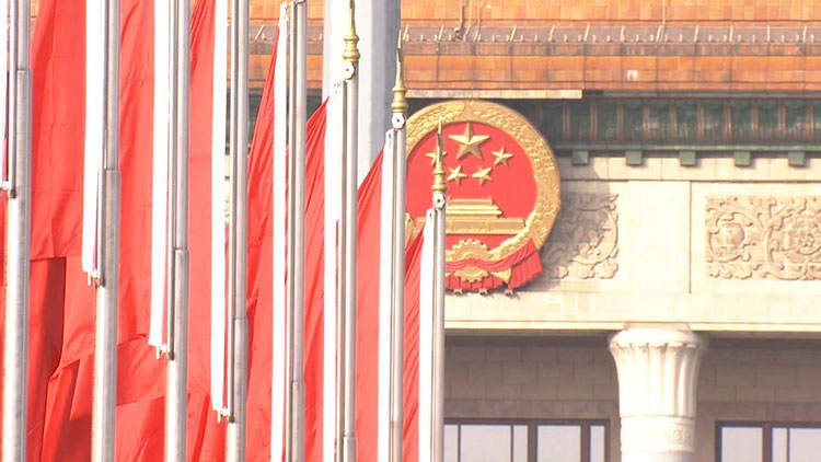 七彩风筝江上飞 五水共治表心愿‘ayx官网’(图2) 爱游戏(ayx)中国官方网站